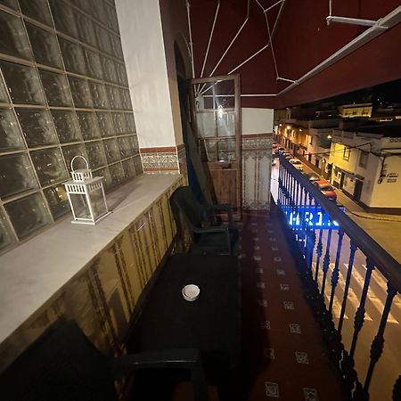 Отель Hostal Tarik Тарифа Экстерьер фото