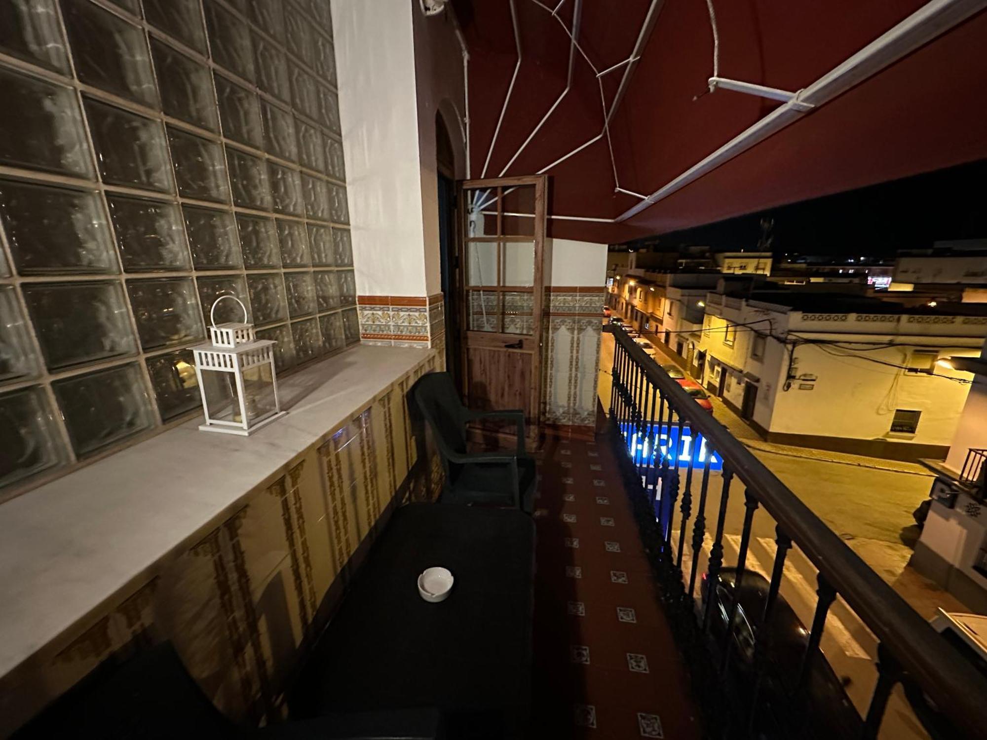 Отель Hostal Tarik Тарифа Экстерьер фото
